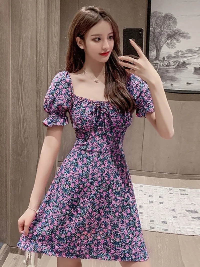 2024 Fashion Dress Women's Summer New French Retro Square Neck Covering Belly and Slimming Bubble Short Sleeve floral skirt KAD1