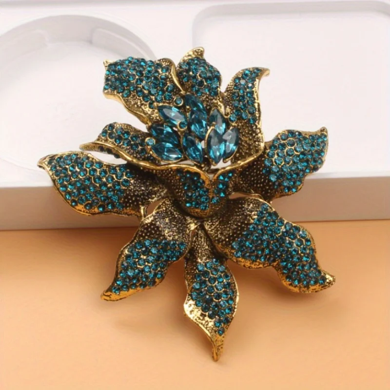 Vintage Orchid Rhinestone Brooch Women High-end Luxury Jewelry Niche Design Exquisite Corsage Accessories Lady Party Banquet Pin