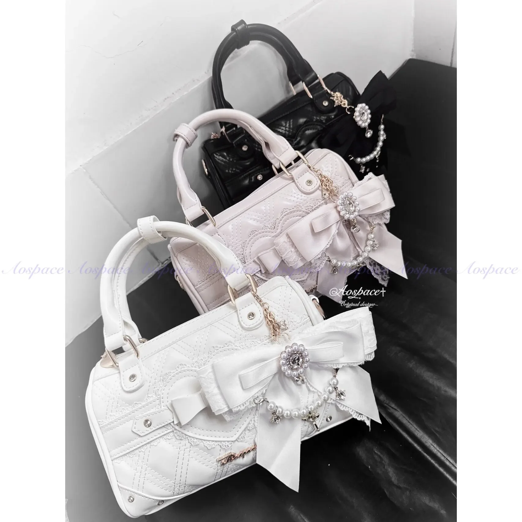 Mass-produced Japanese original rhombus love rhinestone bow handbag ancient sweet and versatile diagonal span bag for women