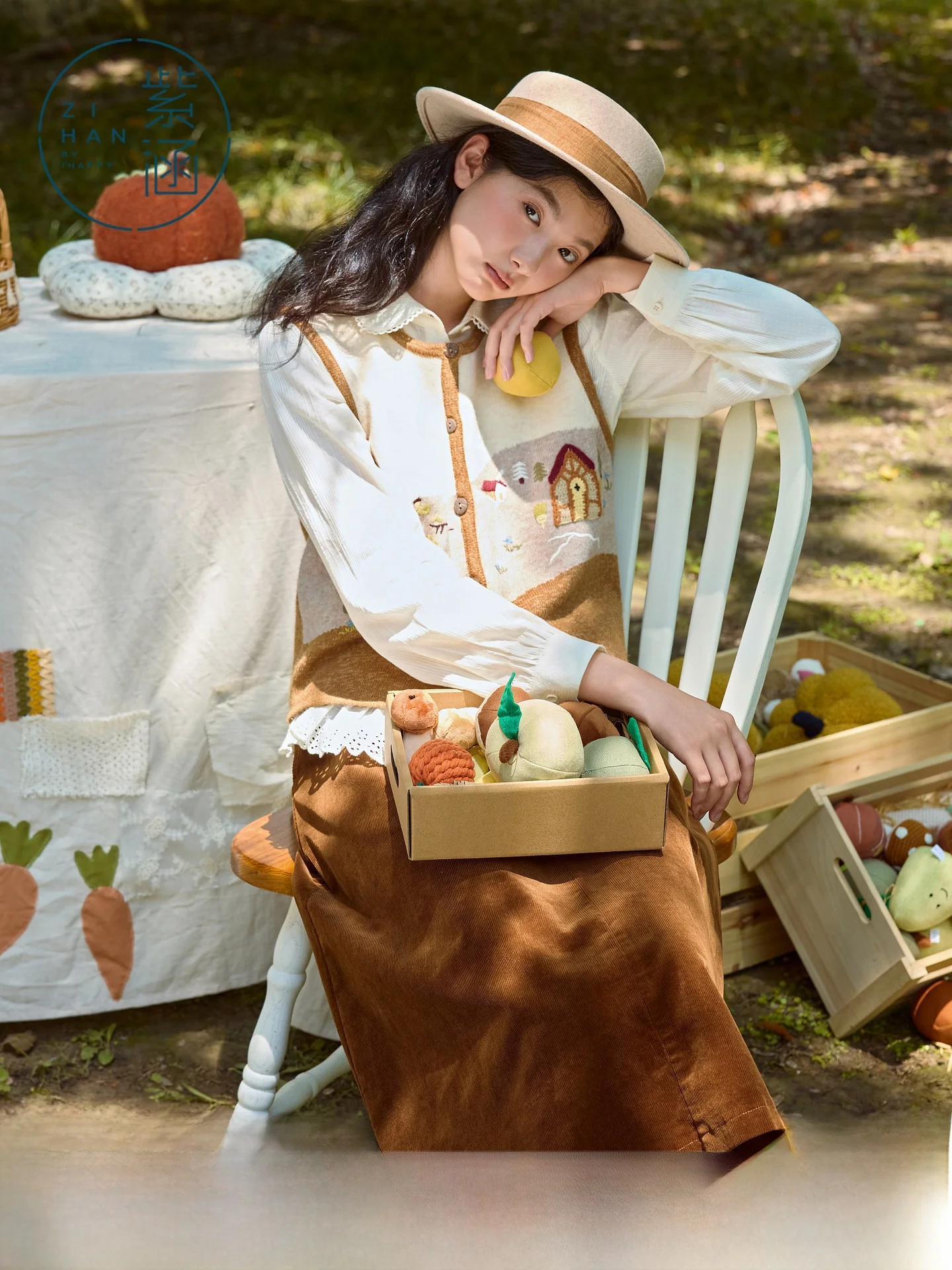 

Вязаный жилет ZiHAN ручной работы, оранжевый, круглый вырез, женский, осенний, новый, в стиле кантри, многослойный, безрукавка