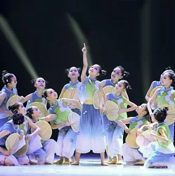 Xiaohe's Charming Childhood Summer Night Dance Costume Children's Performance Costume Modern Dance Performance Costume