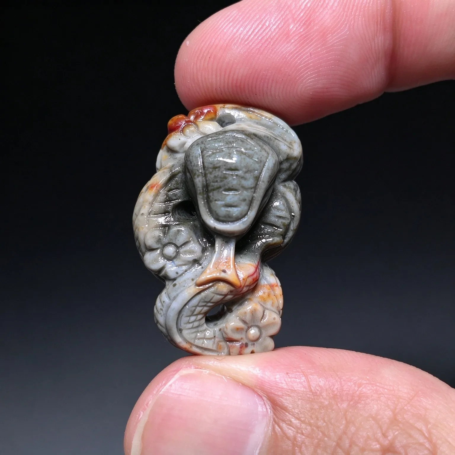 Natural Alashan Agate Serpent Snake Statue Gemstone Carving Crystal Animal Figurine Aesthetic Desk Ornament Present Gift