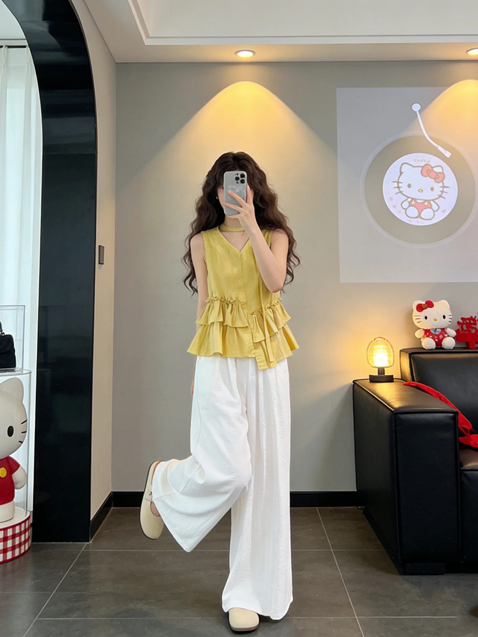 

Sweet And Spicy Korean Style Casual Summer Outfit with Ruffle Hem Wide Leg Pants And Shirt Two Piece Set for Women