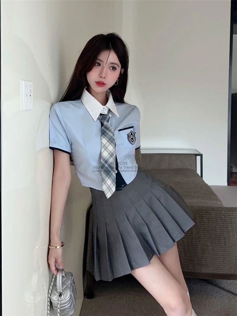 Ensemble uniforme d'étudiant japonais et coréen, uniforme scolaire JK de style collégien, chemise bleue à manches courtes, jupe plissée taille haute grise