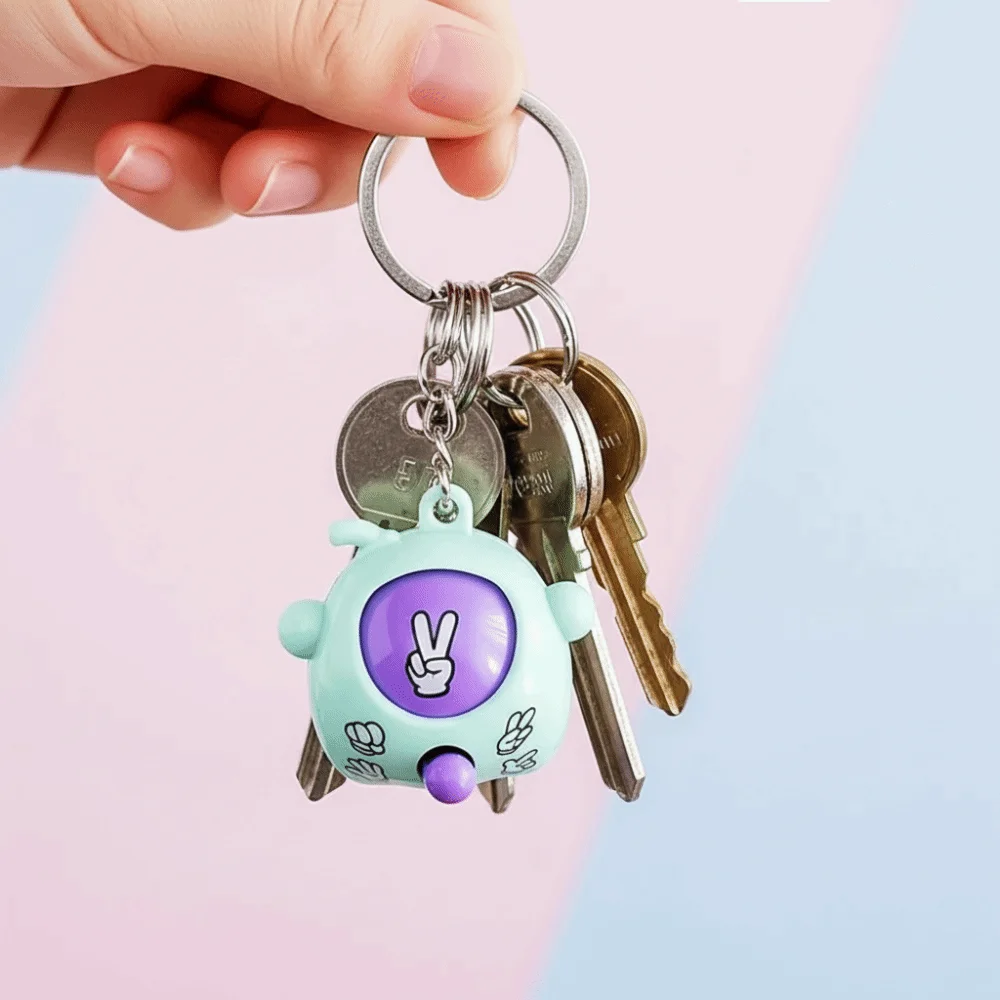 

Набор из 10 мини-игр-угадайок с брелоком: развивающая игра-угадайка с сенсорным эффектом и подвеской-брелоком в виде яйца для детей