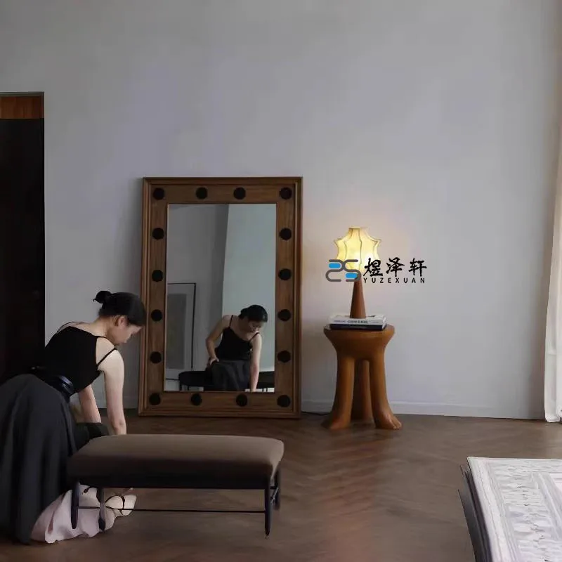 

Cheap Creative Mirror Accent Luxury Design Interior Fashion Vintage Floor Full Body Mirror Makeup Spiegels Ornaments Home Decor