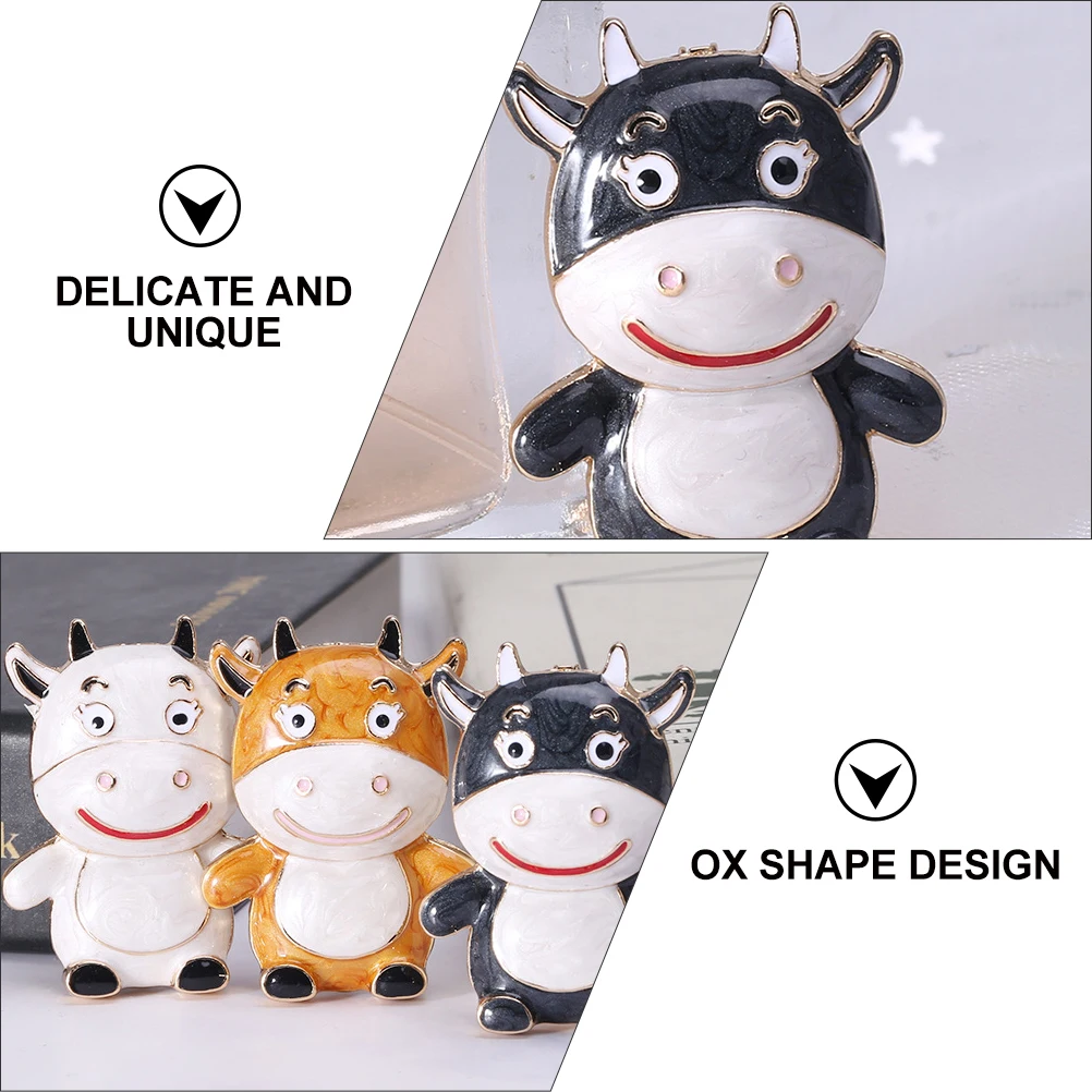 

Alloy Bull Brooch Creative Breastpin Clothing Decoration Durable Simple Personality
