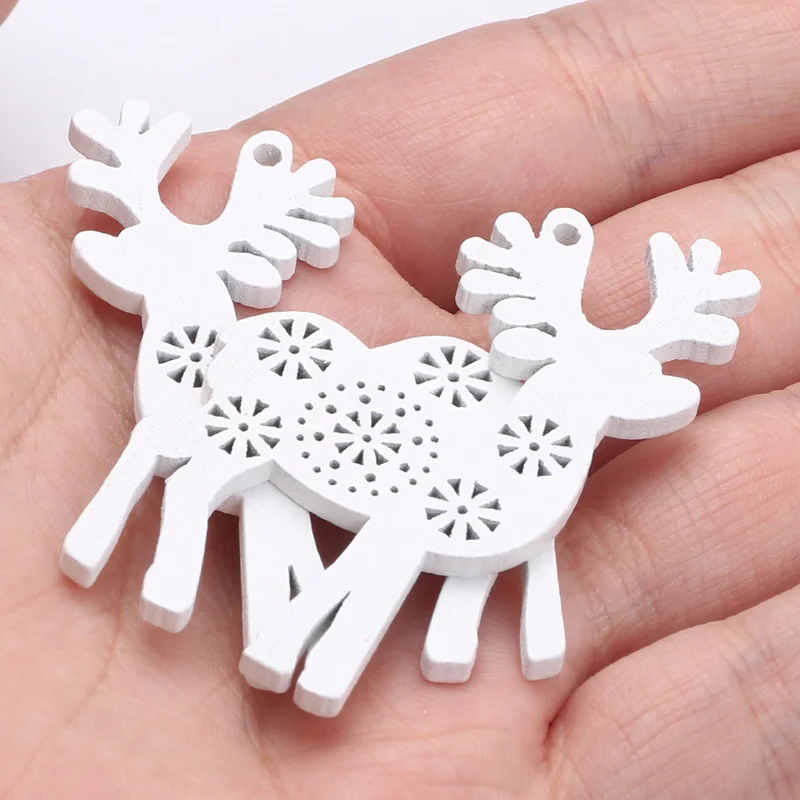 10 sztuk białe drewno ozdoby choinkowe z otworami Angel Deer Snowflake Snowman choinka Tag Craft dekoracje wiszące