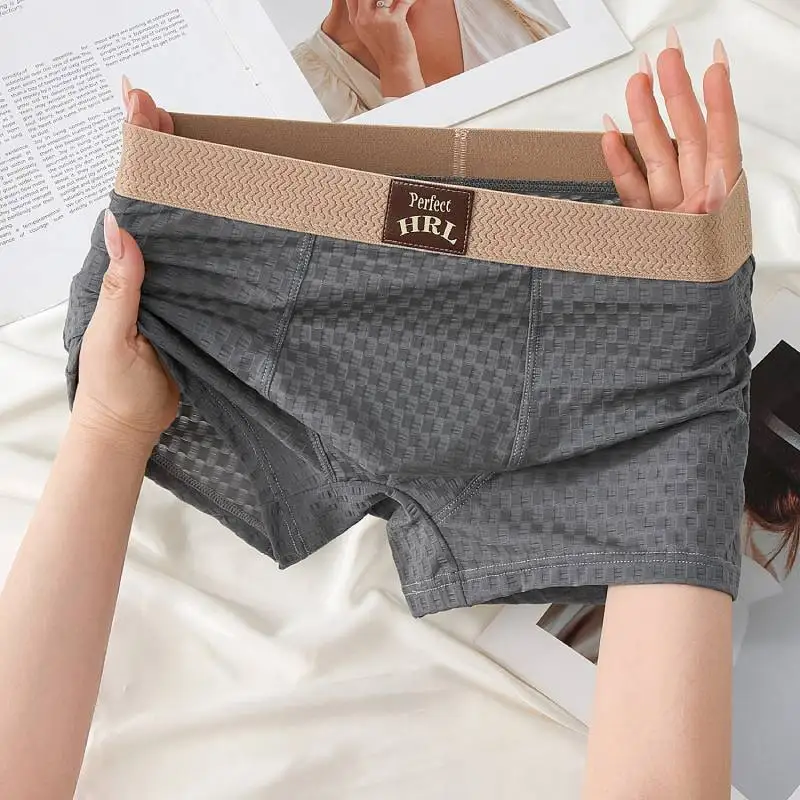 

3 pcs Men's Underwear Ice Silk Breathable Men Underpants Boxer Shorts Hombre Panties Lingerie Wholesaler Shorts