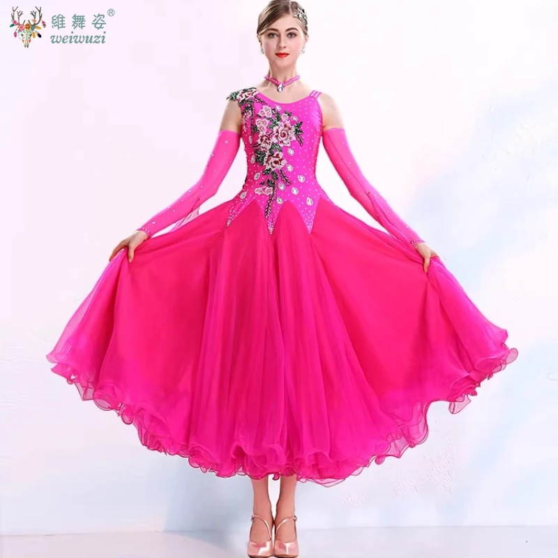 Nuovo Elegent Costume da ballo per donna Halter Big Swing Flamenco Valzer Sala da ballo Rumba Dance Perfermance Concorso Abito piuttosto sexy