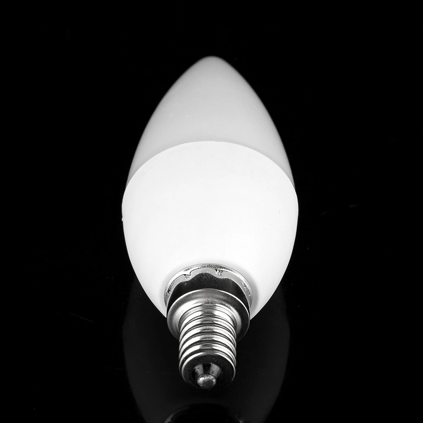 3W Multi Color Changing LED Candle AC85-265V with Remote Control E12 Base RGB and Warm White LED Color 11x3.8cm Size