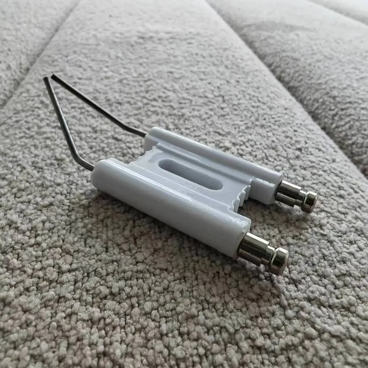 Double Pole Ignition Electrode Ceramic Igniter For Waste Oil Burner Large Conjoined Ignition Needle Promotion