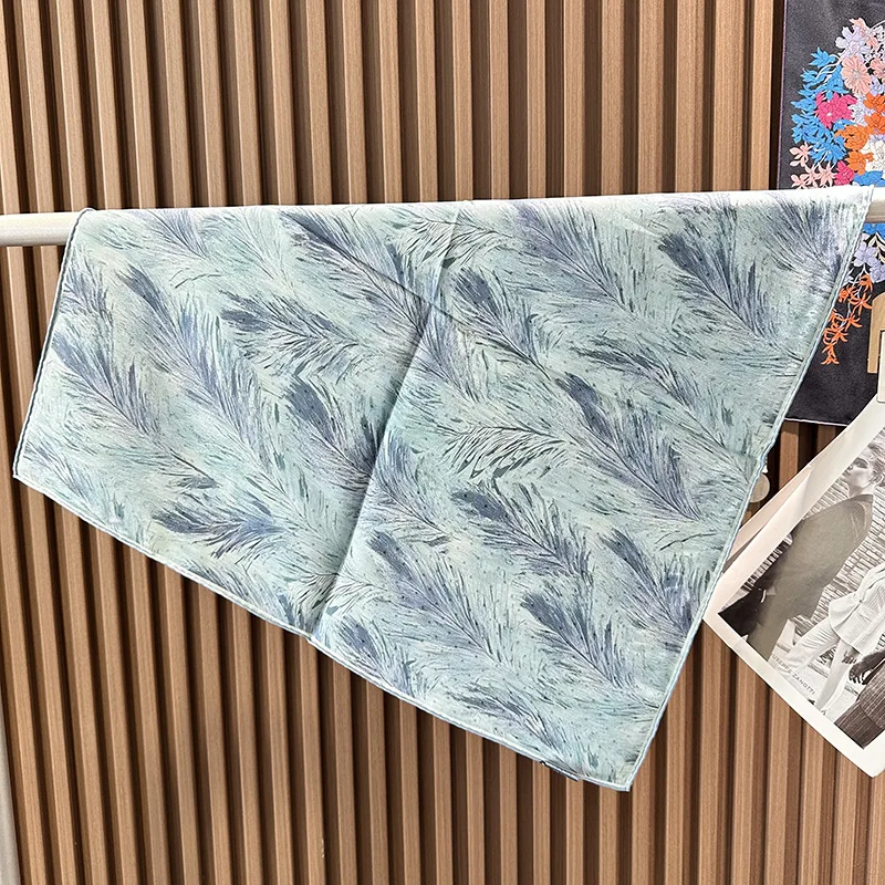 

Luxury Designer brand Scarf 65CM Women Square Silk Twill Bandanas Hems Rolled Edges Shawls Head Bag Accessories Christmas Gift