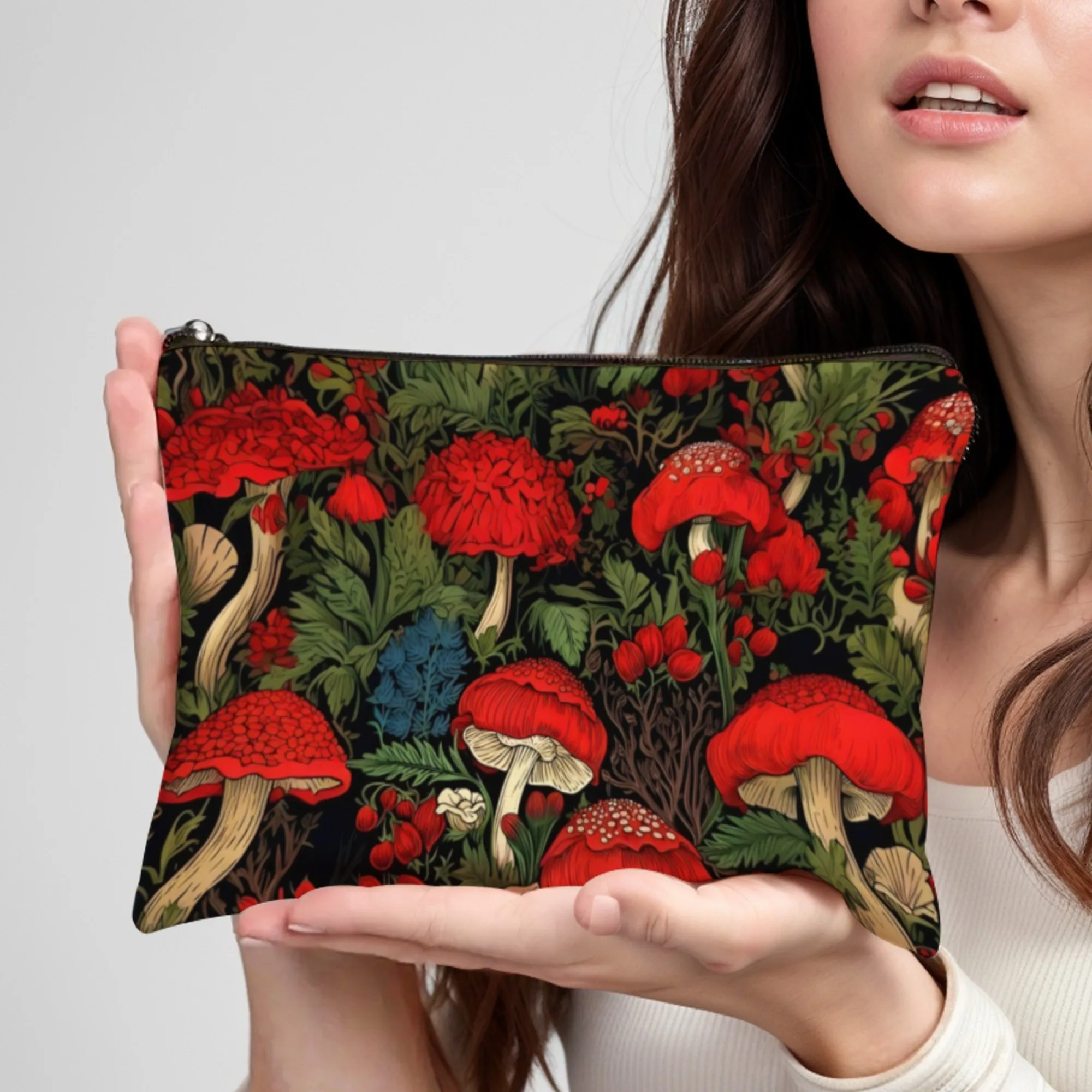 활기찬 빨간색 버섯 메이크업 가방 양면 인쇄 내구성 지퍼 대용량 여행 주최자 매니아를 위한 이상적인 선물