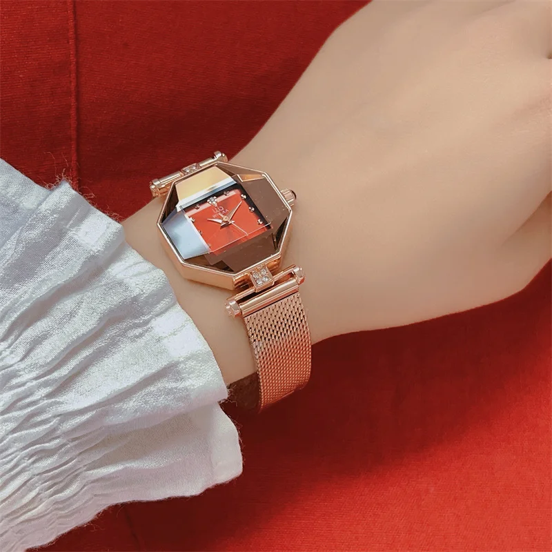 Reloj de cuarzo con correa ultrafina para mujer, cronógrafo de malla, resistente al agua, novedad de 2024