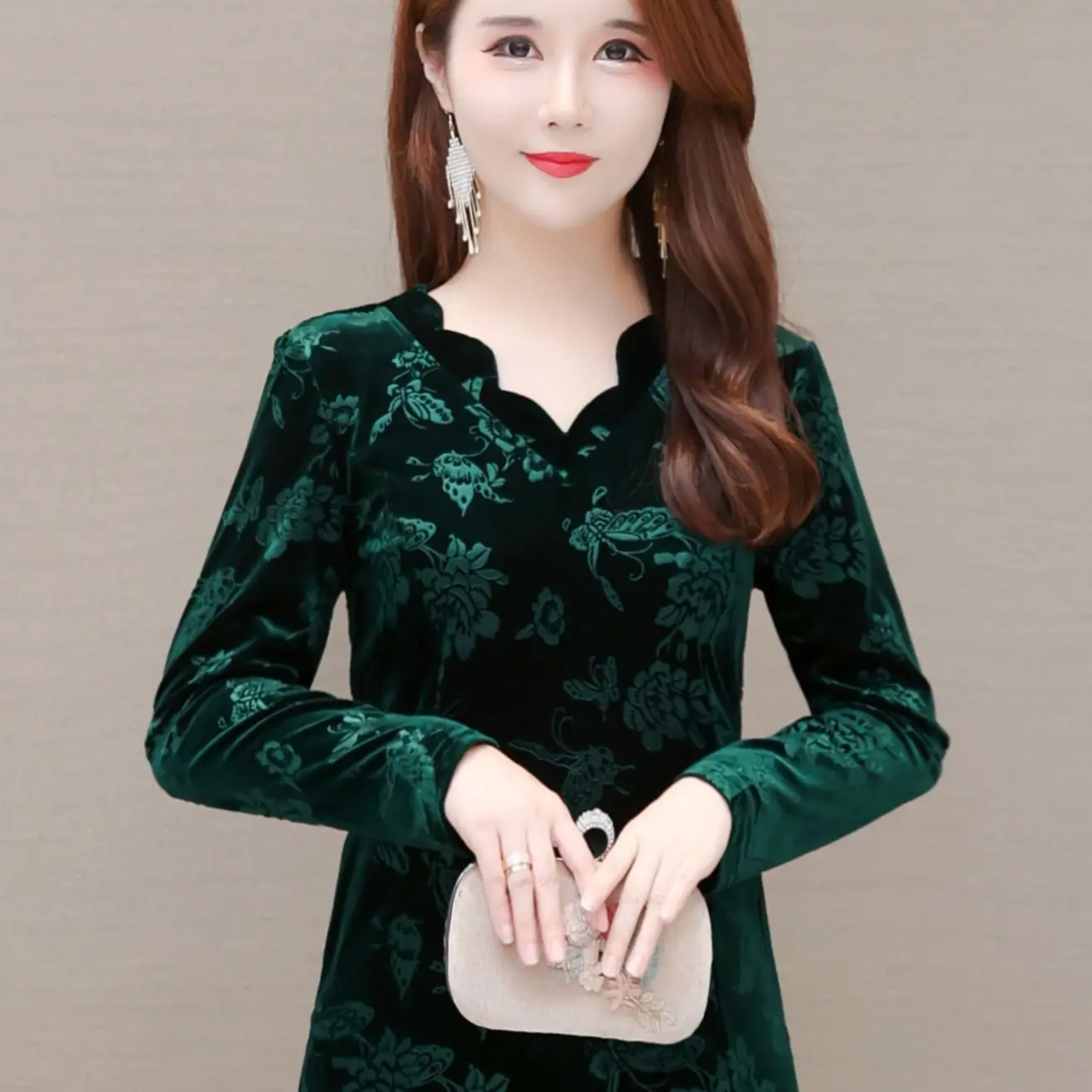 

Middle-aged mother plus-size autumn canary dress new mid-length temperament long-sleeved middle-aged and elderly women