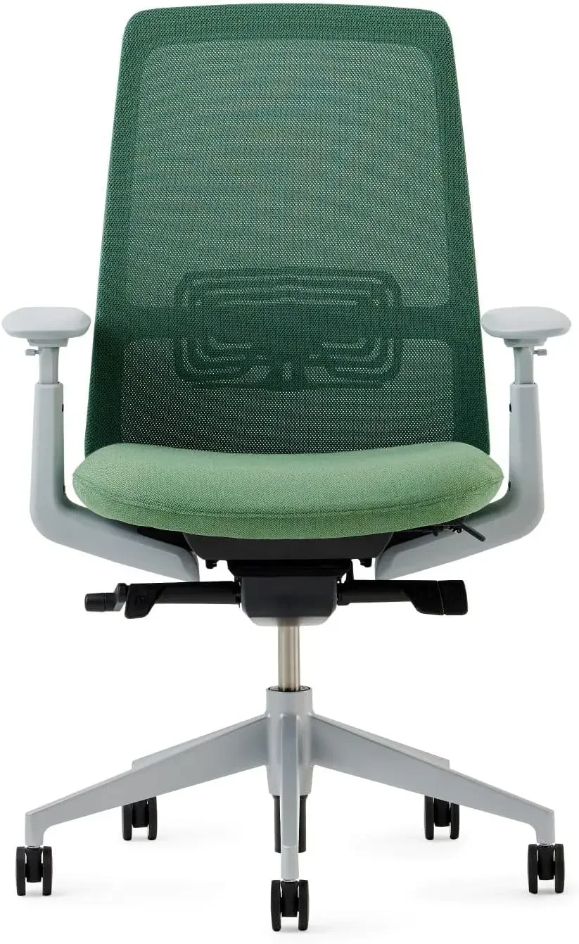 Silla de oficina con ajustes ergonómicos y soporte lumbar, respaldo de malla flexible