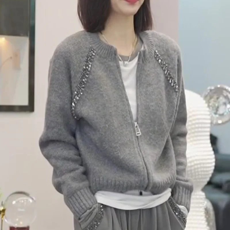 

Модный вязаный кардиган со стразами, женский осенне-зимний новый стиль, свободный и универсальный свитер с длинными рукавами, куртка