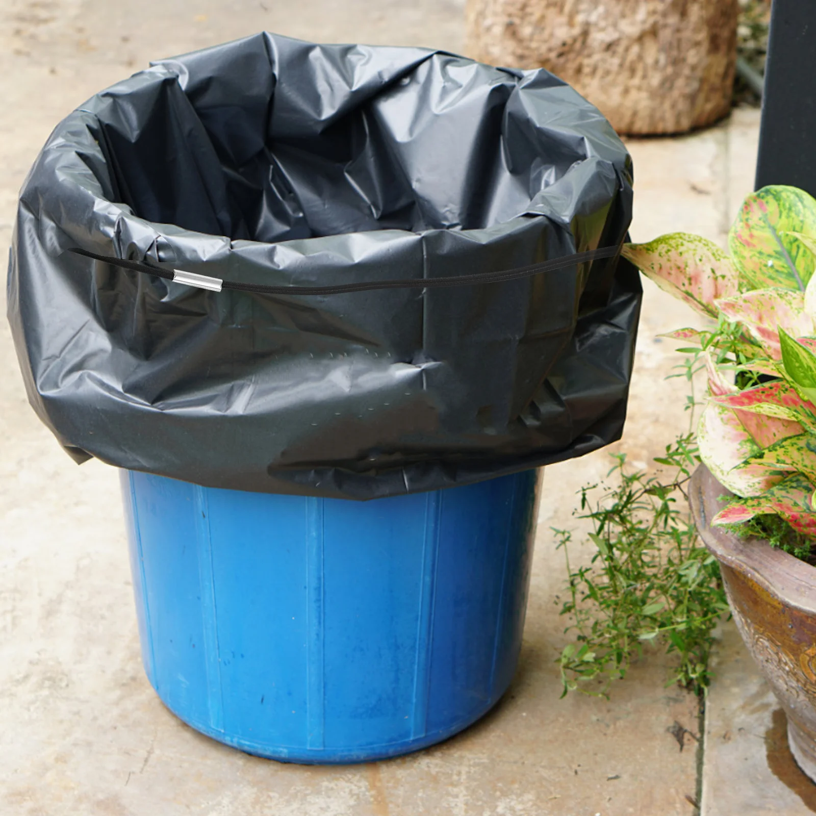 

3Pcs Garbage Can Elastic Bands Rubber Bands for Trash Bags Secure Fit Anti-Fall Reusable Home Office Trash Bag Ties