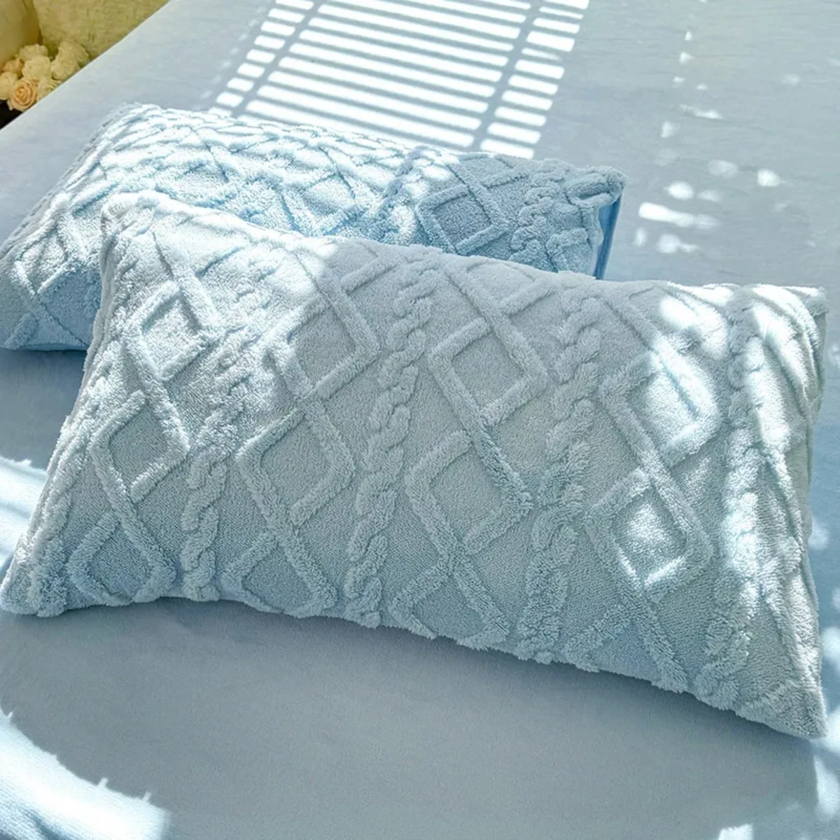 Nordic Style Tufted Plush Pillowcase 48x74cm Geometric Pattern Soft Warm Pillow Cover for Bedroom Bedding Decoration