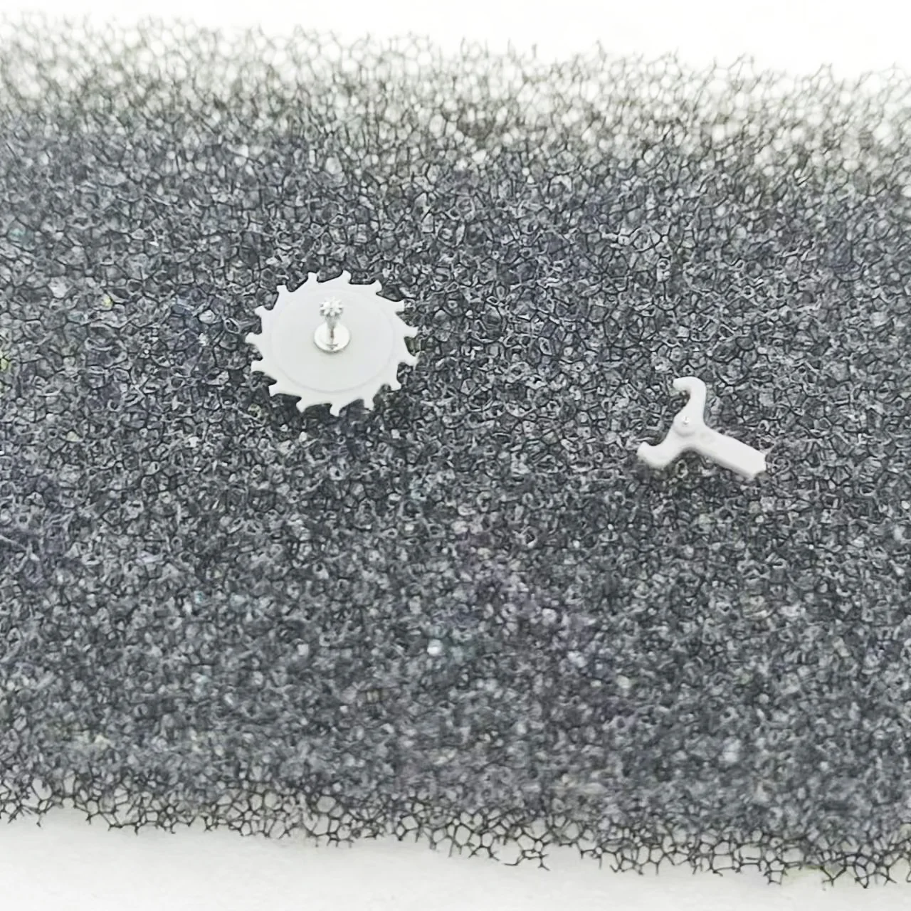 Swiss original brand new genuine packaging plastic horse riding fork horse riding wheel escape wheel suitable for C07.111