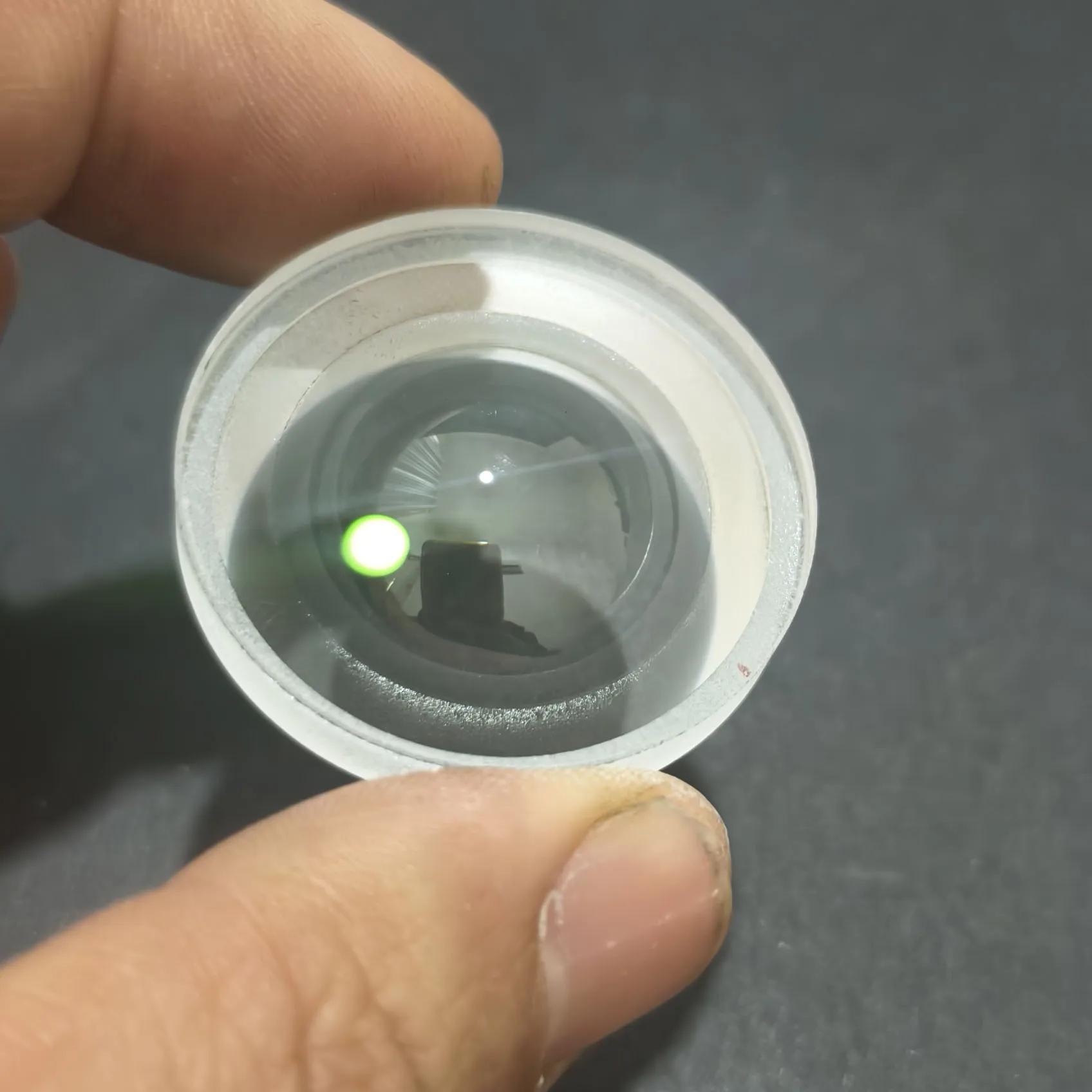 

Diameter 26mm, focal length -24mm, double concave single piece optical glass lens coated with 550nm part number R129