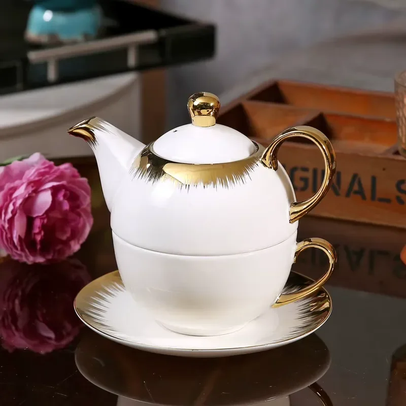 Wholesale Custom Golden Tea Set European Ceramic Teapot White Luxury Eco Friendly 450ml Capacity Single Teacup Set