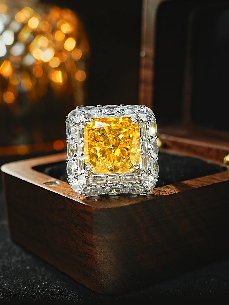 

Luxury Square Diamond 925 Silver Crushed Ice Cut Ring with High Carbon Diamond Inlay, Grand and Luxurious Banquet Style