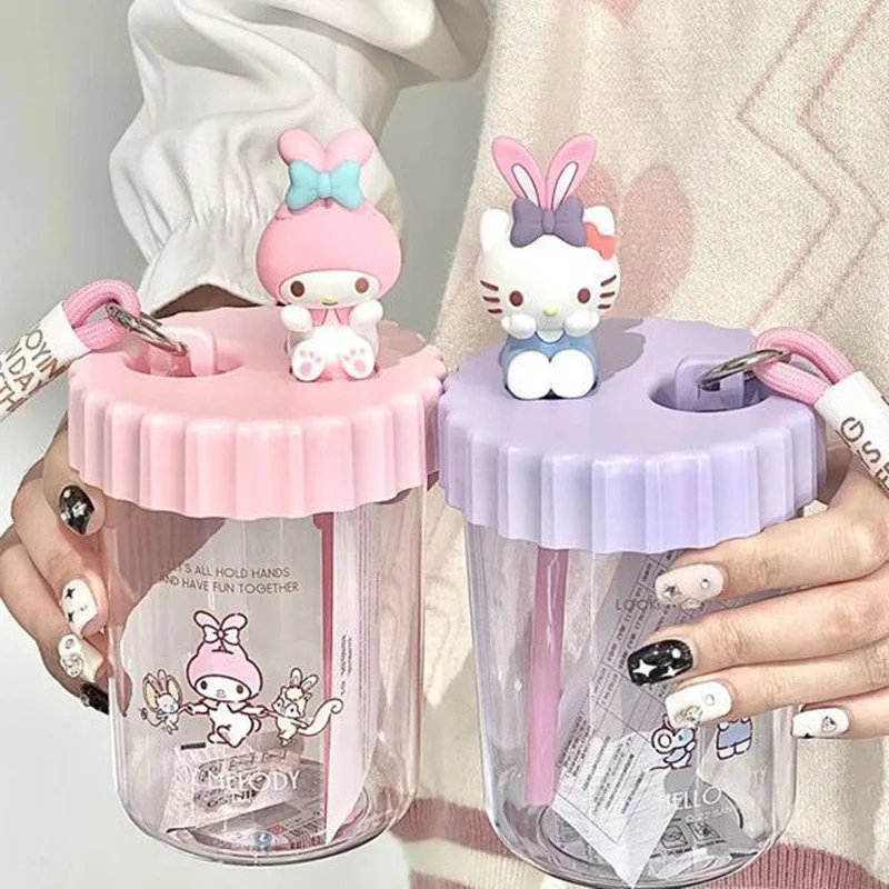 MINISO Sanrio Hello Kitty Cinnamoroll Water Cup 520ML Cute Cartoon Doll Lifting Rope Travel Kids Straw Plastic Cup Toy Girl Gift