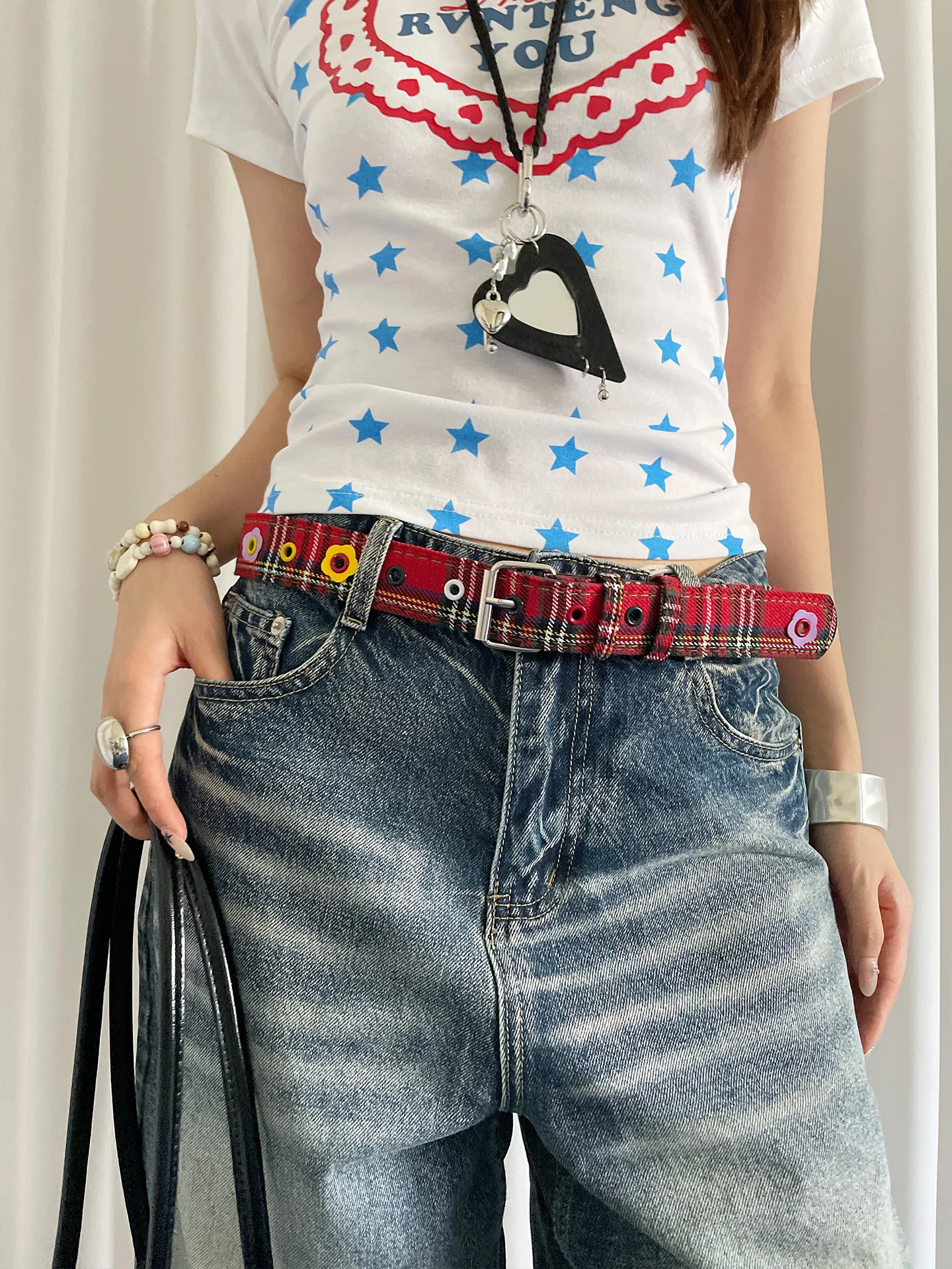 Thumbnail 2 - #17 Cheap Casual Waist Belts Worth Buying