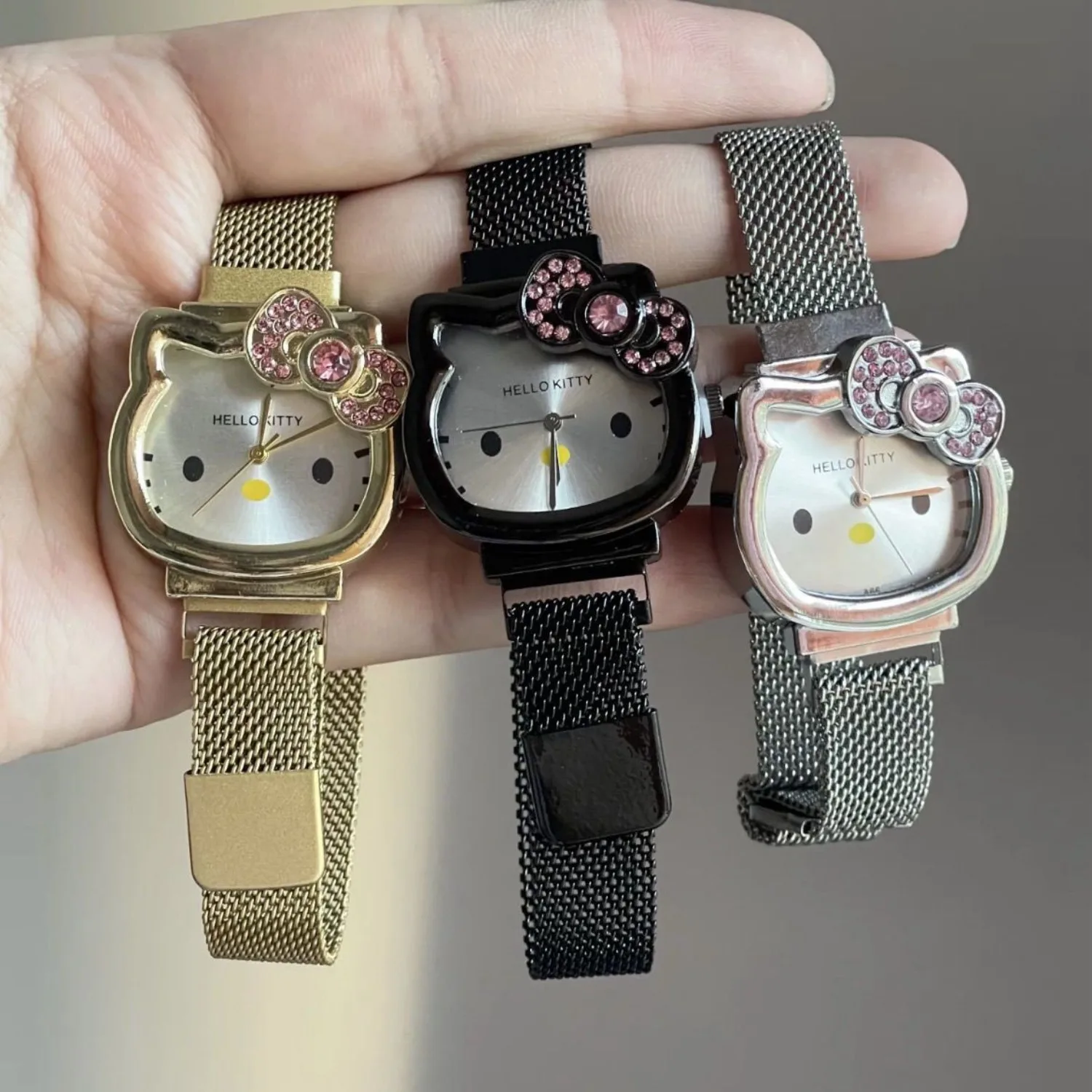 

Anime Sanrio HelloKitty Stylish Quartz Watch Cute and Kawaii Cartoon Design Ins Vibe 2026 Gift Set for Best Friend Birthday