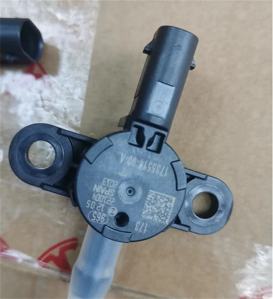 Hight Quality 1735514-00-A for 2017-2023 Tesla Model 3,Model Y Tire pressure sensor