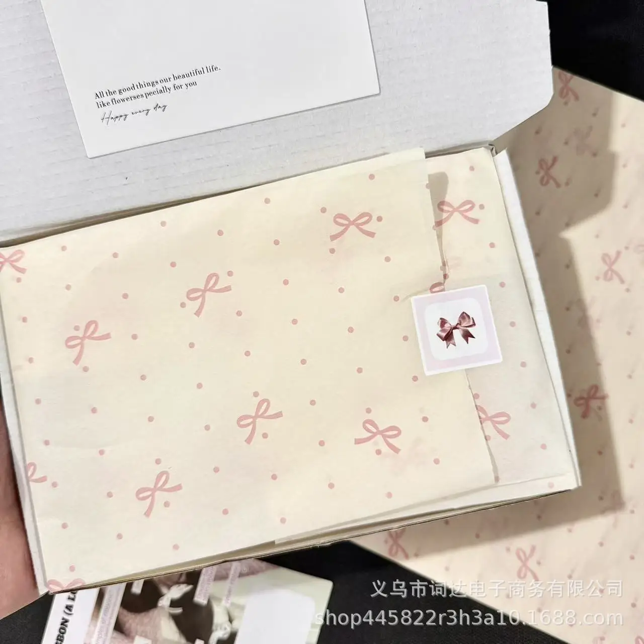 Mecoo Ins Style Gift Wrapping Paper Large Size Pink Bow Printed Tissue Paper For Flower Floral Affordable General Gift Packaging