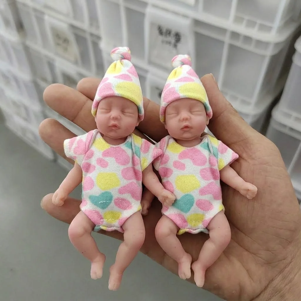 4 Inch Full Body Solid Silicone Reborn Doll Real Touch Visible Veins Waterproof Hand Painted Lifelike Mini Collectible  Holiday