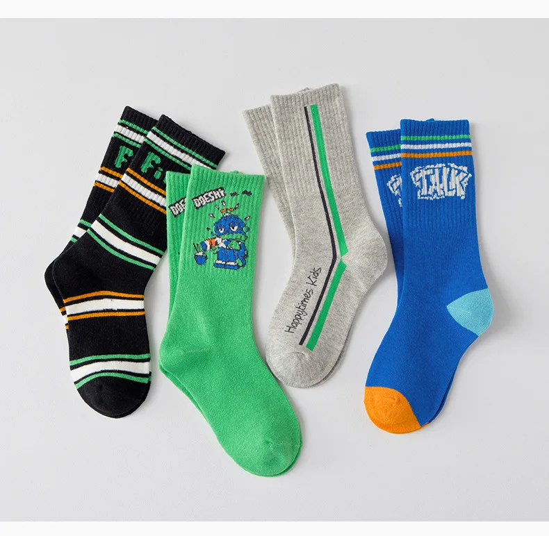 Baumwollsocken, 4 Paar, lange Socken, Kindersocken, Kniestrümpfe, gestreifte Sportsocken, Socken für Jungen und Mädchen, Skating-Socken, Sportsocken. – Detail 6