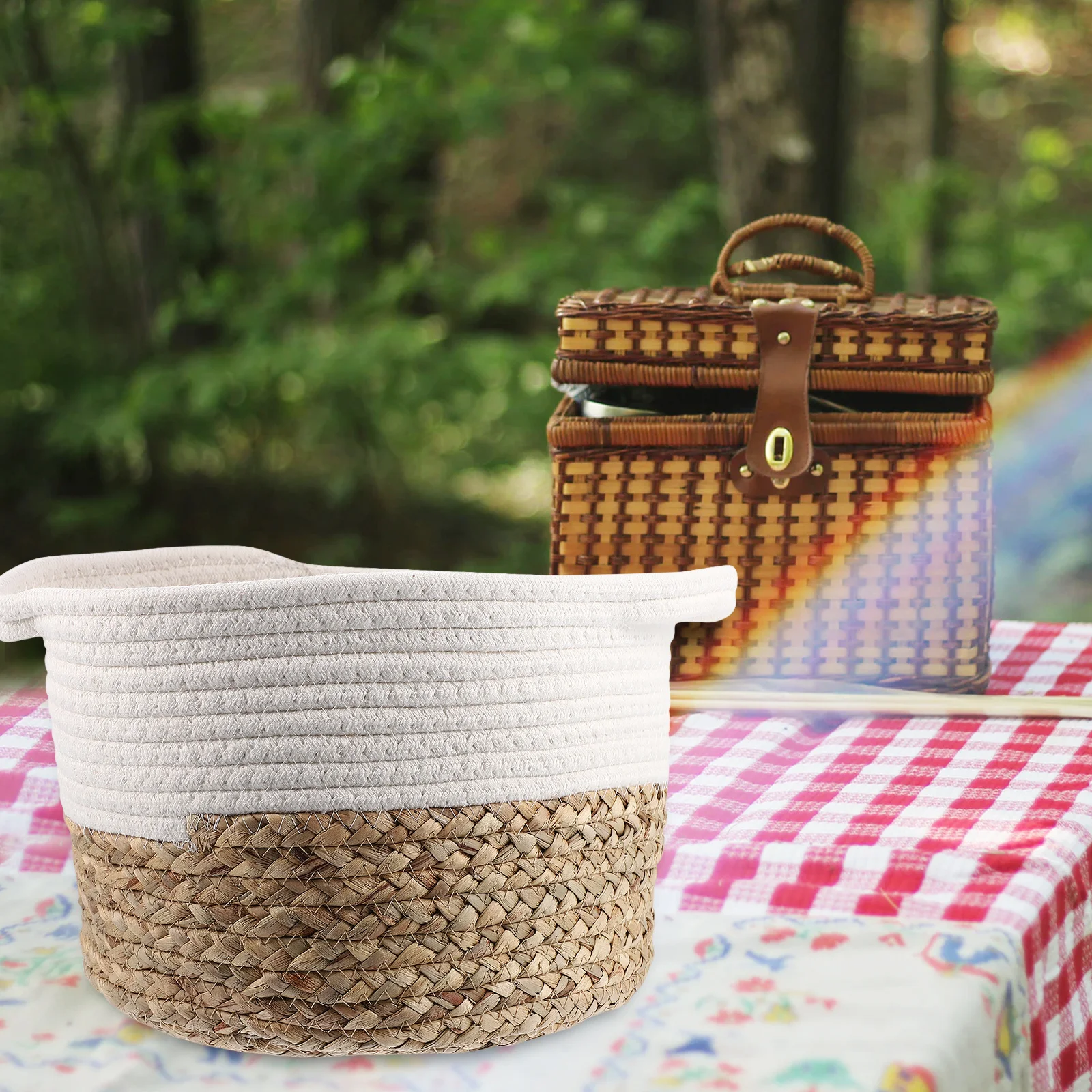 

Round Weaving Storage Holder Fine Workmanship Environmental Protection Desktop Organizer for Books Magazines Phones Household