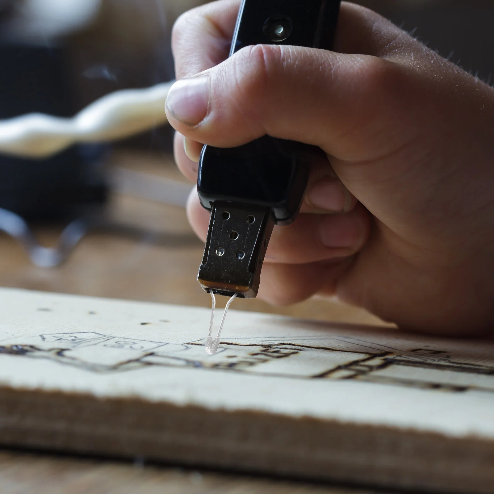 

1Set Electric Wood Burning Tips Metal Replacement Nib for Pyrography Tool Detailed Line Drawing Large Rendering Craft Projects