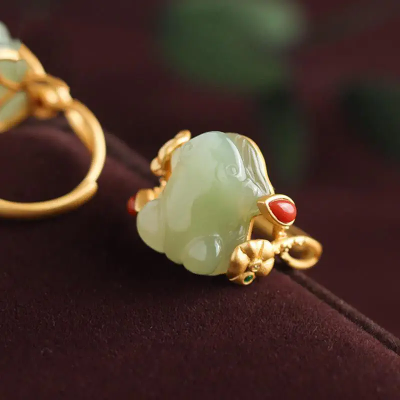 Designer original neue natürliche Hetian Jade Frosch vergoldet Lotusblatt Öffnung verstellbarer Ring Persönlichkeit Trend Mode Damen Schmuck