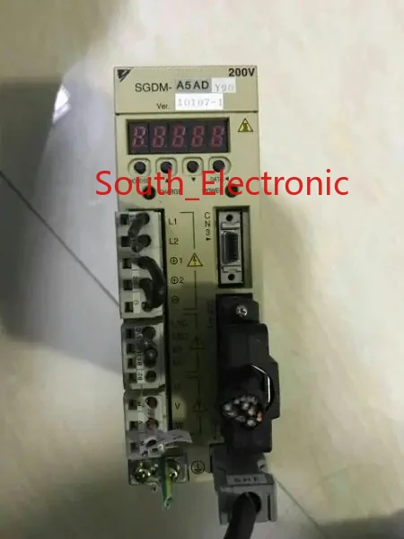 SGDM-A5ADY90    servo driver  ,  In good working condition, free shipping  a