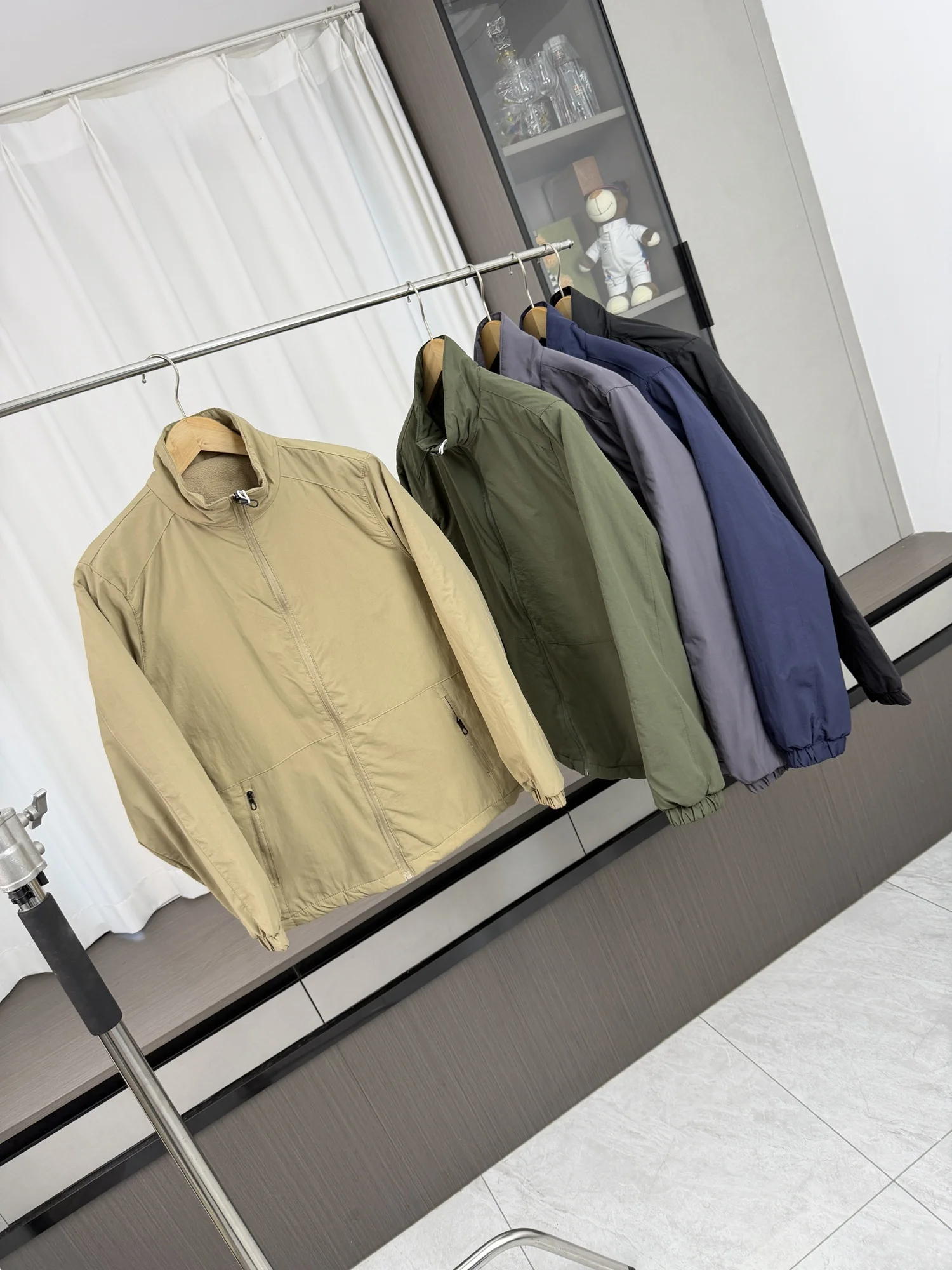 High-End Outdoor Men's Fleece-Lined Casual Jacket Stand Collar Autumn Winter Warm Standard Fit Fashion Urban Style Long Sleeve