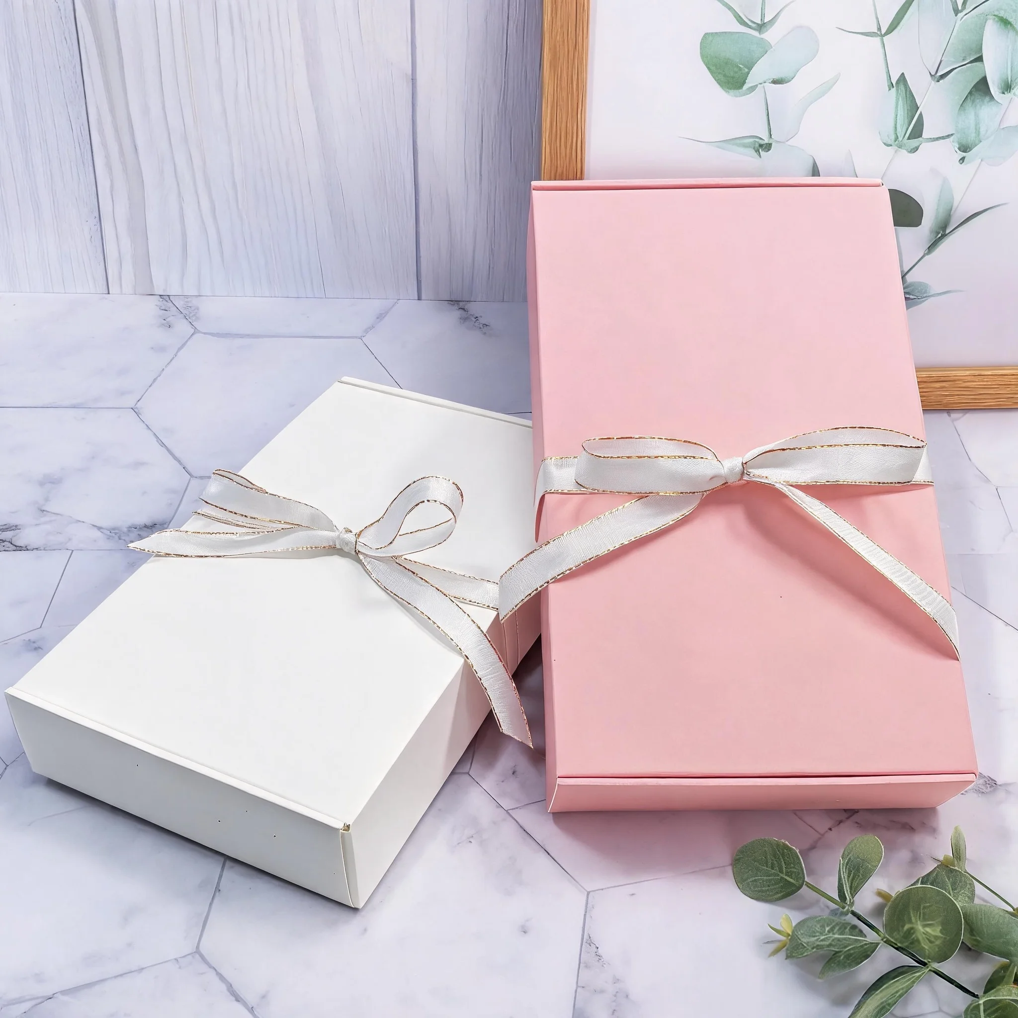 Event Party Box - Pudełko prezentowe z wstążką ze złotymi