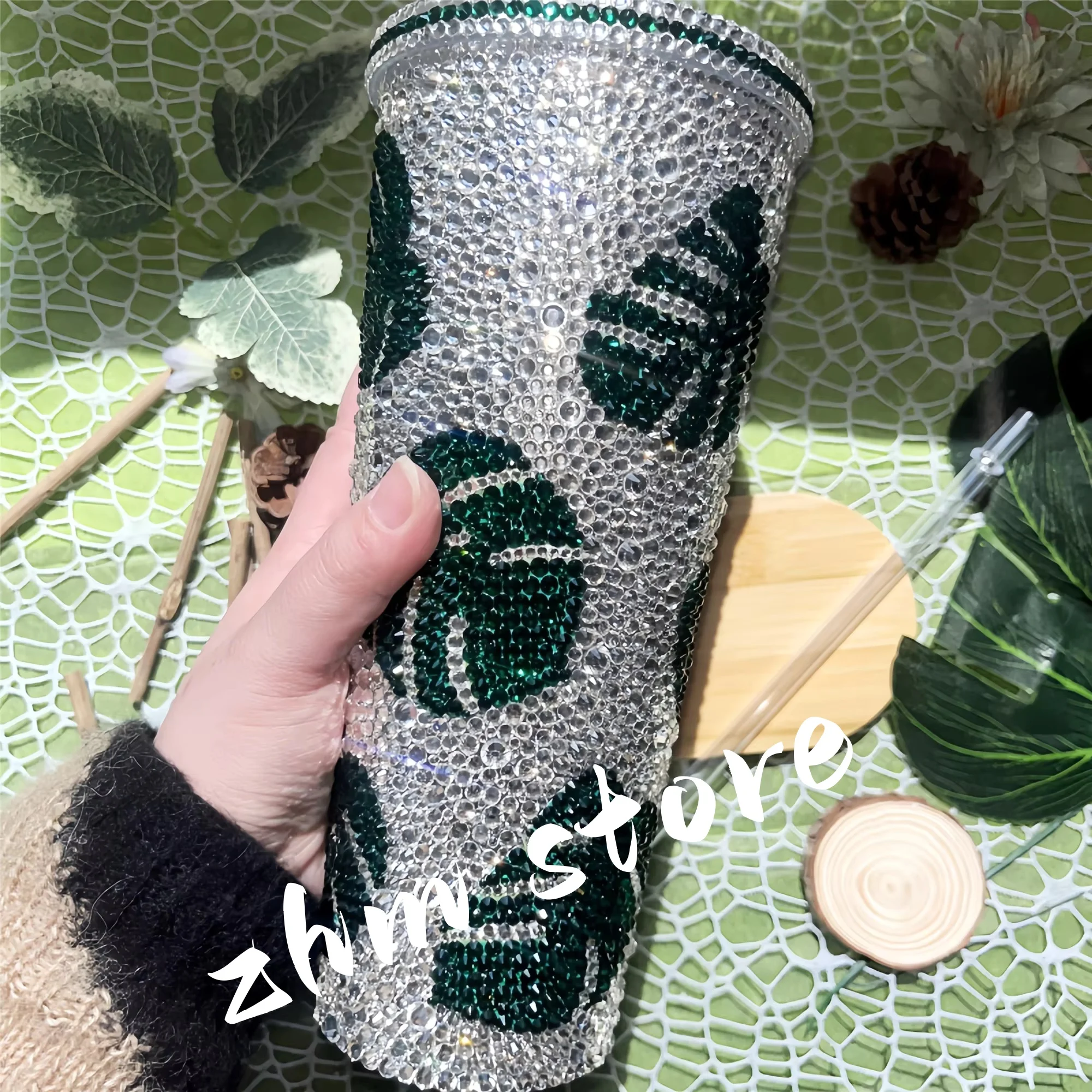 

Customized 24oz DIY Bling Monstera Deliciosa Rhinestone Decorate Clear Handmade Luxury Summer Water Cup with Straw