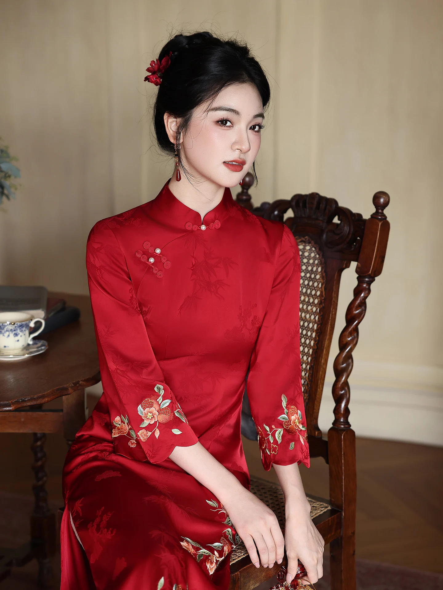 

Красный свадебный халат для церемонии помолвки, новый китайский стиль, красивый утренний халат для подружек невесты, обновленный дизайн