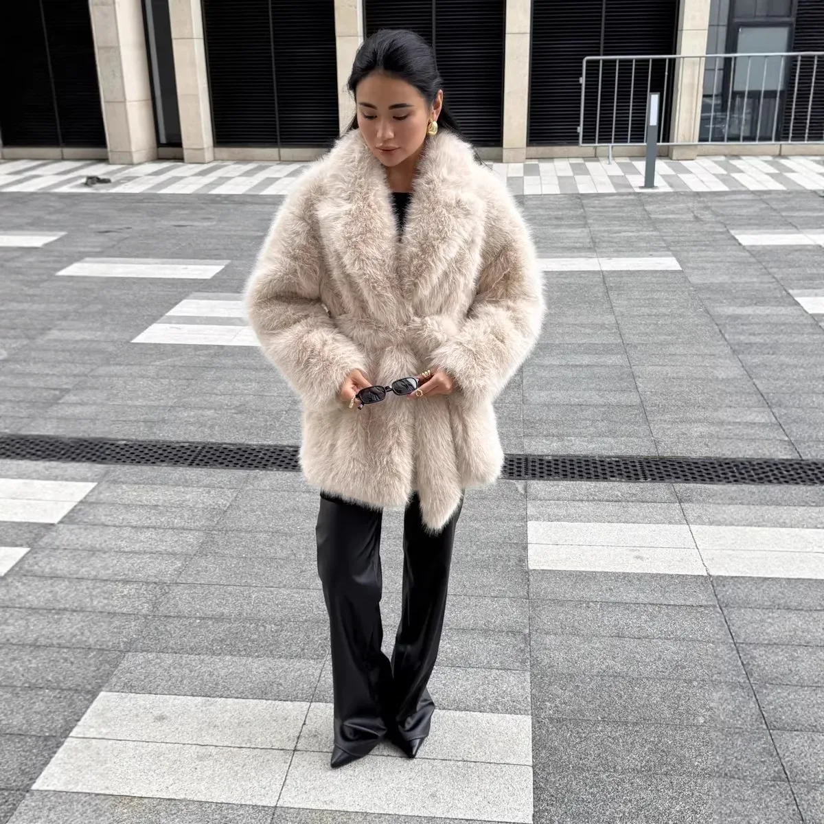 Women Faux Fox Coats Solid Mid Length Fur Jackets Lace Up Lapel Collar Long Sleeves Thick Loose Casual 2025 Autumn Winter