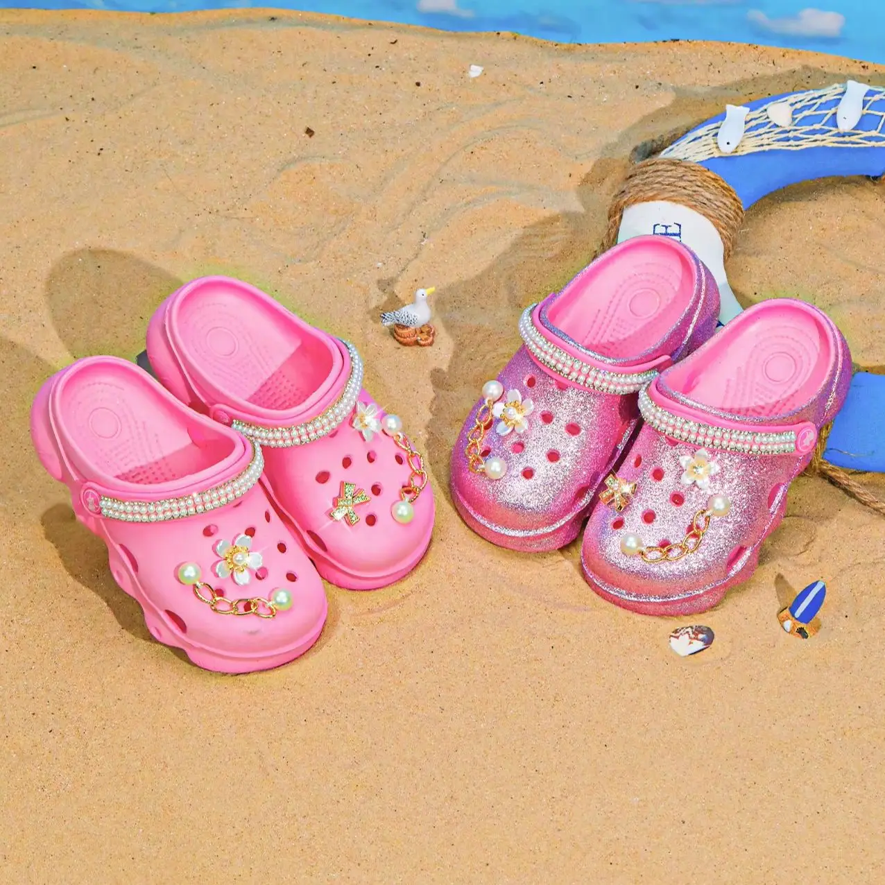 Kinder-Glitzer-Clogs, Leichte EVA-Gartenschuhe, Wasserdichte Rutschfeste Sandalen, Bequeme Slip-On Schuhe für Drinnen und Draußen 1214