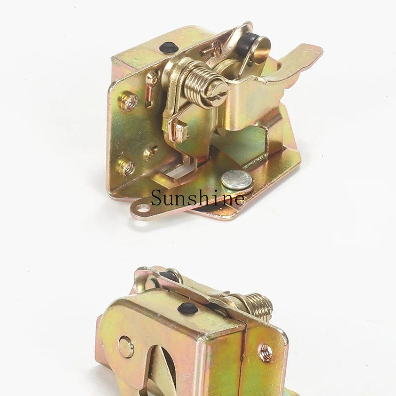 Excavator parts, suitable for Hyundai 55 R200-5 210-5 cab door lock block core genuine