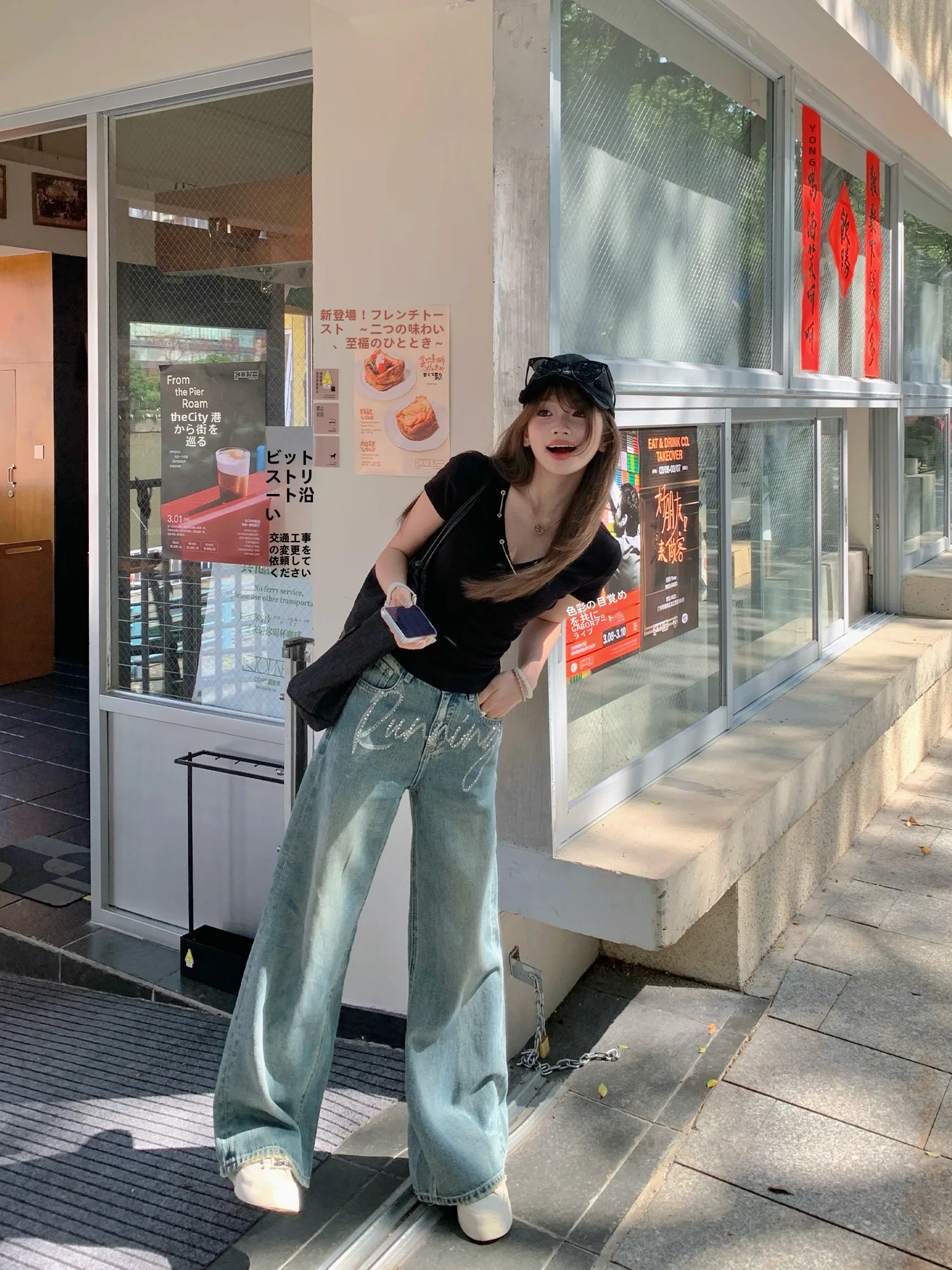 

Fashionable Slimming Design Women's Jeans High Waist Straight Leg Blue Cotton Blend with Hotfix Rhinestones Casual Style