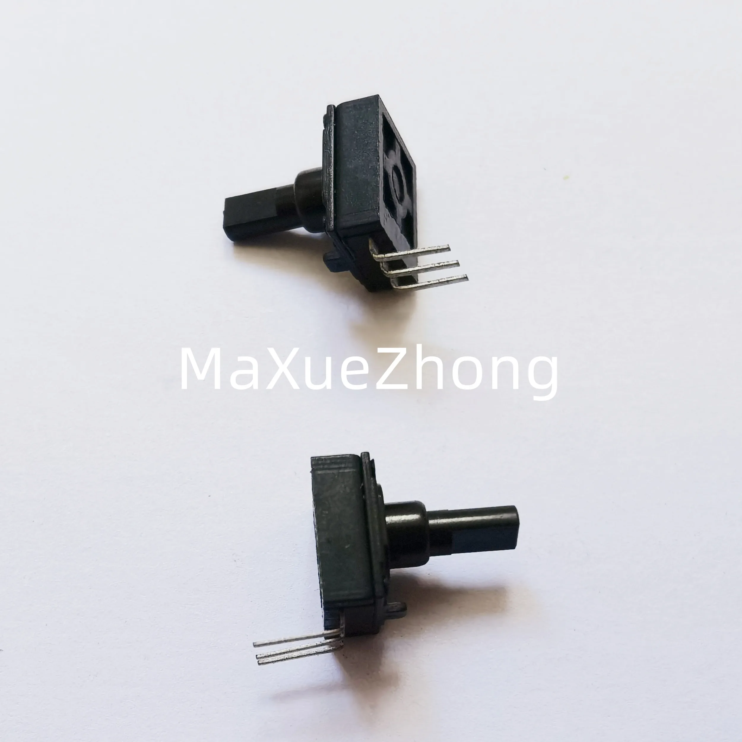 Original new 100% R1002N10D3-B5K-L80 vertical single potentiometer 80 degree B502 B5K handle length 10MM (SWITCH)