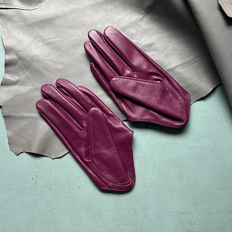 Guantes de piel de oveja a la moda para mujer, guantes de cuero de media palma, hermosos guantes de conducción de color ciruela