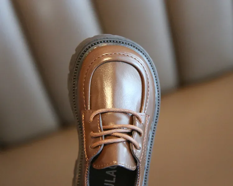 Kinder-Lederschuhe für Jungen und Mädchen, Unisex, formelle Kinderschuhe im britischen Stil, zum Schnüren, weiche, dicke Sohle für Hochzeit, Party, rutschfest – Detail 19